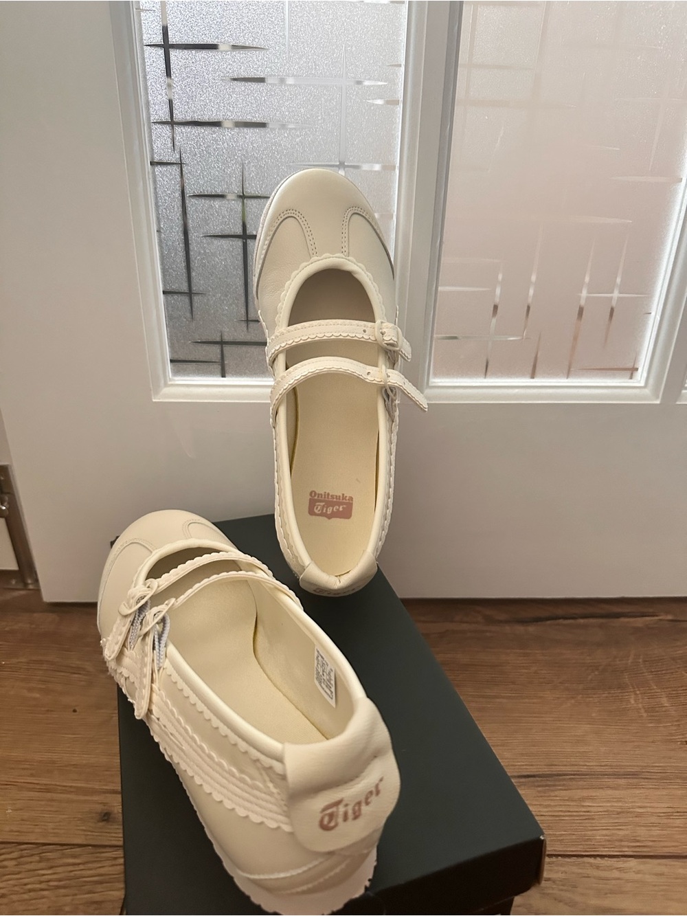 Mexico 66 TGRS - Mary Jane Shoes - Picture 3 of 4